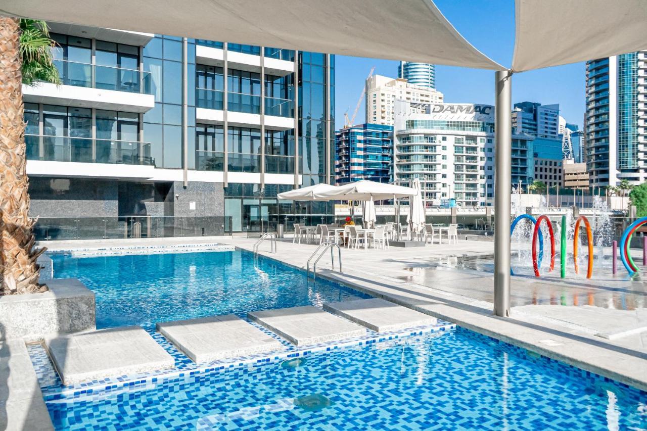 Higuests - Sparkle Towers 2 Dubaj Kültér fotó